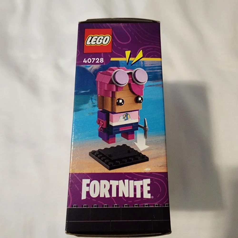 New! LEGO 40728 BRICKHEADZ Fortnite Brite Bomber Exclusive‎ GWP Sealed